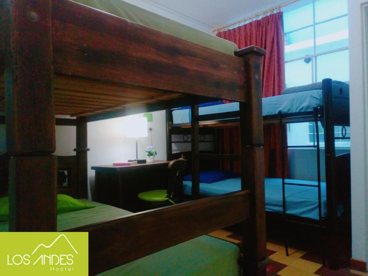 Los Andes Hostel Medellín Eksteriør billede